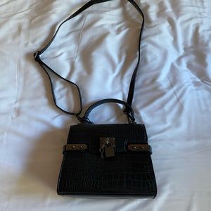 BLACK LEATHER PURSE